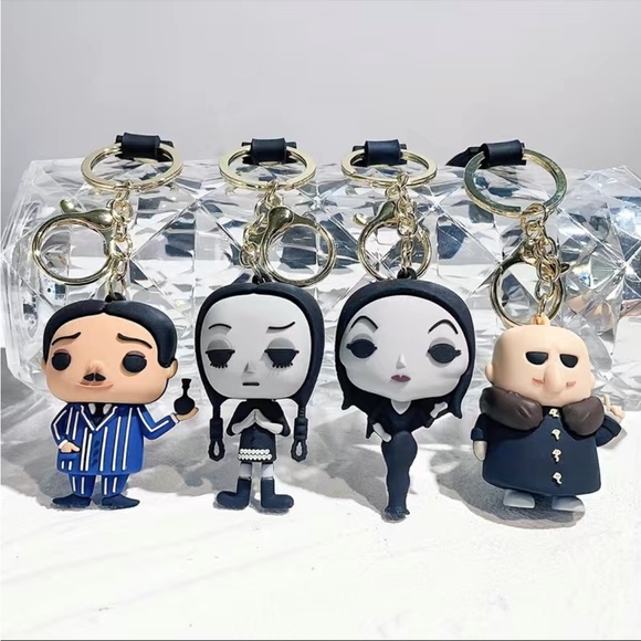 ADAMS FAMILY KEYCHAIN BAG CHARMS - Picture 6 of 8